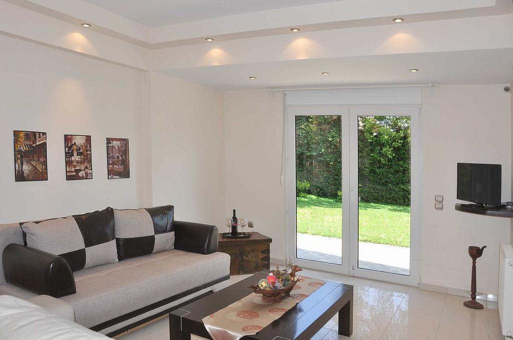 Villa Beautiful House With Garden In Rhodes Ialisos Exterior foto